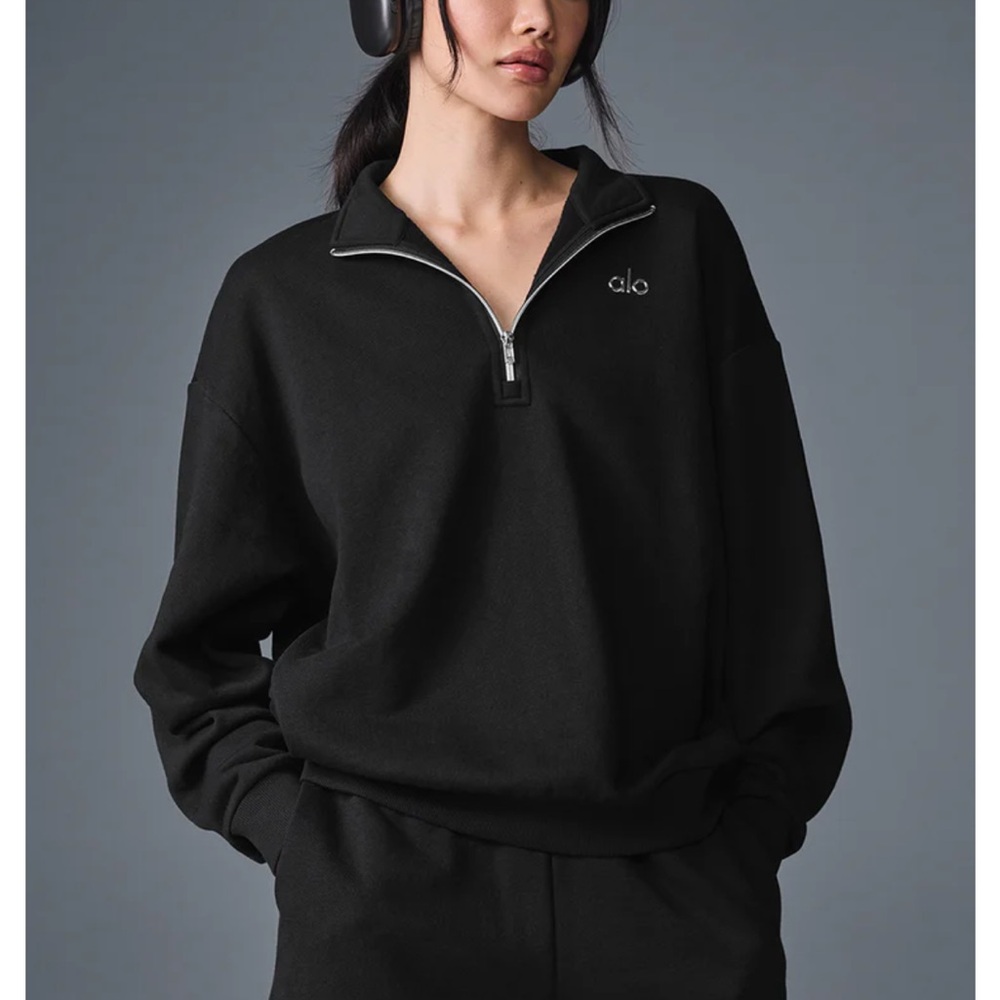 ALO Women's Black accolade Half-Zip Pullover Size Large NWT - Picture 3 of 5